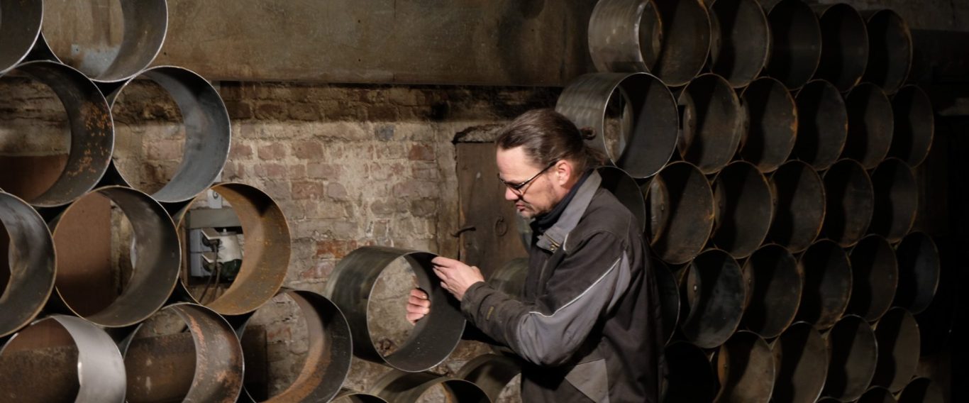 Finn Hamer Herstellung Engelwand
